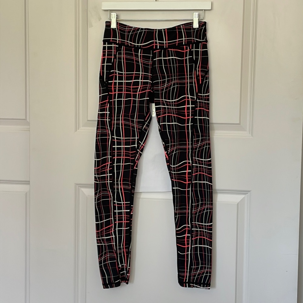 Avocado Printed Workout Leggings Medium Activewear